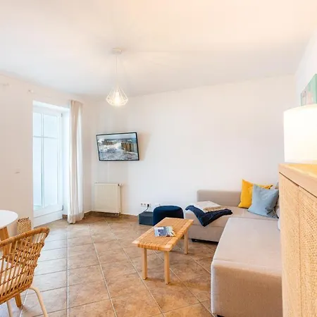 Einladende Mit Badewanne, Balkon, Boxspringbett Σπίτι διακοπών Ostseebad Kühlungsborn