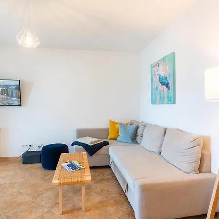 Einladende Mit Badewanne, Balkon, Boxspringbett